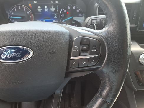 Used 2020 Ford Explorer XLT w/ Equipment Group 202A AWD/4WD image 19