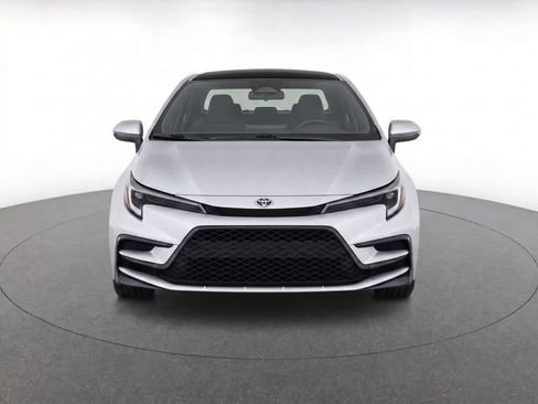 Used 2023 Toyota Corolla SE w/ Carpet Mat Package (TMS) FWD image 5