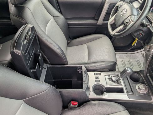 Used 2018 Toyota 4Runner SR5 Premium AWD/4WD image 22