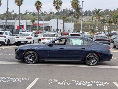 New 2026 BMW 750e xDrive 750e xDrive image 6