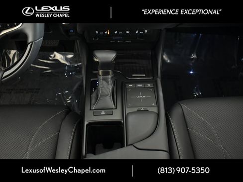 Used 2019 Lexus ES 350 Luxury image 34