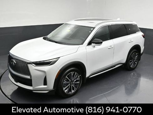 Certified 2026 INFINITI QX60 Luxe w/ Family Package AWD/4WD image 29