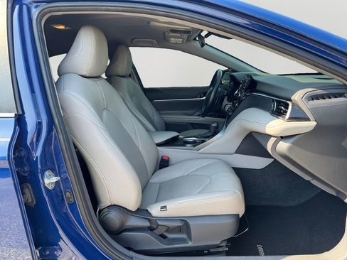 Used 2023 Toyota Camry SE FWD image 12