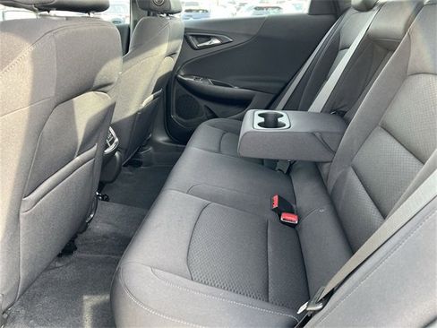 Used 2022 Chevrolet Malibu LT image 22