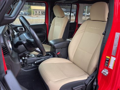 Used 2022 Jeep Wrangler Unlimited Sahara w/ LED Lighting Group image 19