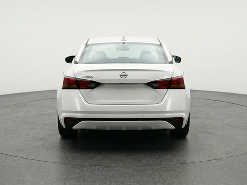 Used 2025 Nissan Altima 2.5 SV image 7