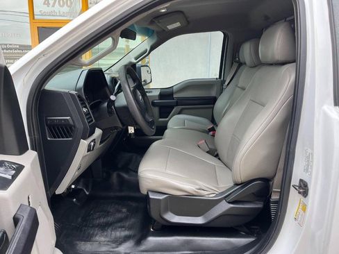 Used 2017 Ford F150 XL w/ Equipment Group 101A Mid RWD image 9