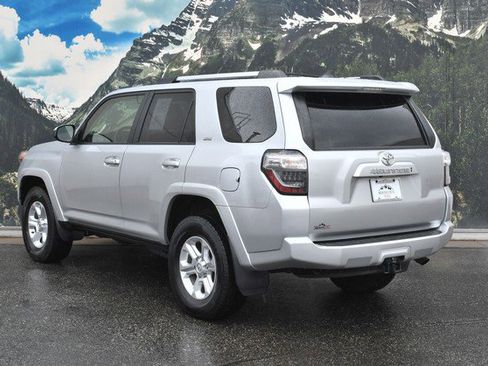 Certified 2024 Toyota 4Runner SR5 AWD/4WD image 9