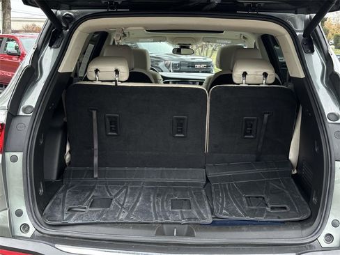 Used 2022 Buick Enclave Essence w/ Experience Buick Package image 14