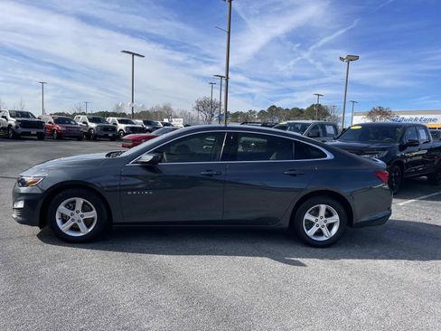 Used 2021 Chevrolet Malibu LS image 8