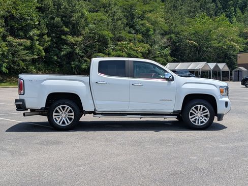 Used 2017 GMC Canyon SLT w/ Driver Alert Package AWD/4WD image 10