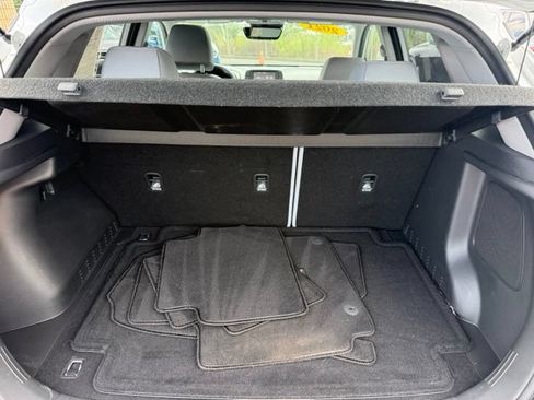 Used 2021 Hyundai Kona Limited AWD/4WD image 8