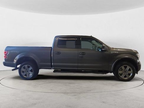 Used 2018 Ford F150 XLT w/ Equipment Group 302A Luxury AWD/4WD image 4