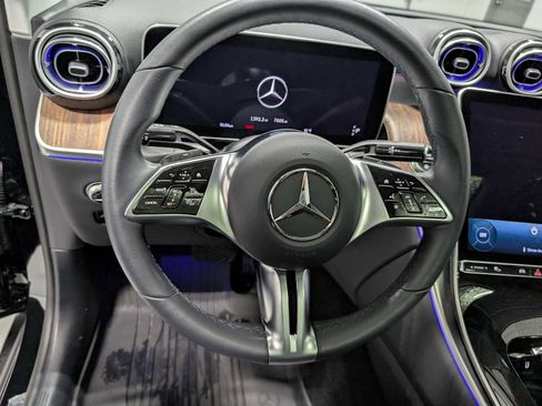 Certified 2025 Mercedes-Benz GLC 300 4MATIC image 33