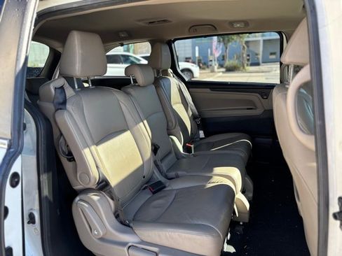 Used 2018 Honda Odyssey EX-L image 12