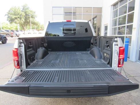 Used 2019 Ford F150 XLT image 8