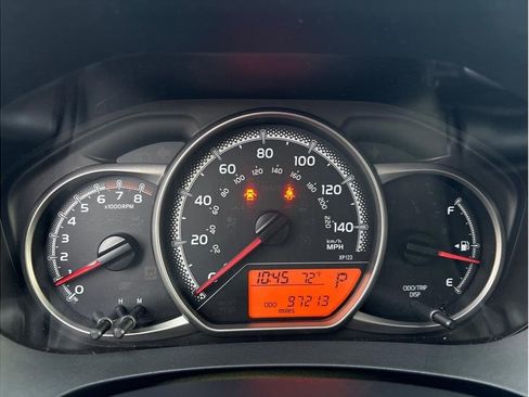 Used 2017 Toyota Yaris LE image 15