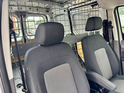 Used 2022 Ford Transit Connect XL FWD image 16