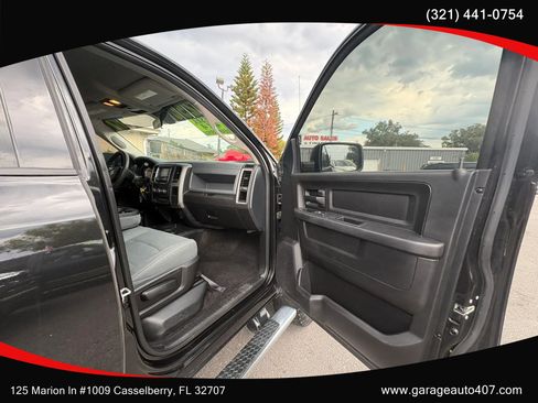 Used 2017 RAM 2500 Tradesman w/ Chrome Appearance Group AWD/4WD image 39