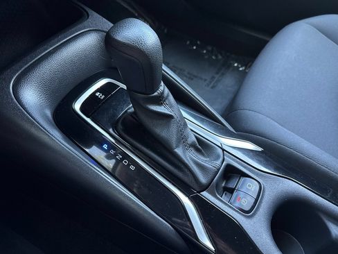 Used 2022 Toyota Corolla LE w/ Carpet Mat Package (TMS) FWD image 20