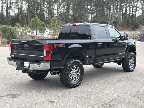Used 2022 Ford F350 Lariat w/ Lariat Ultimate Package image 3