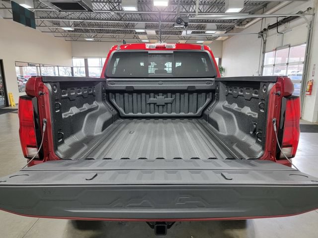 New 2026 Chevrolet Colorado ZR2 w/ Technology Package AWD/4WD image 34
