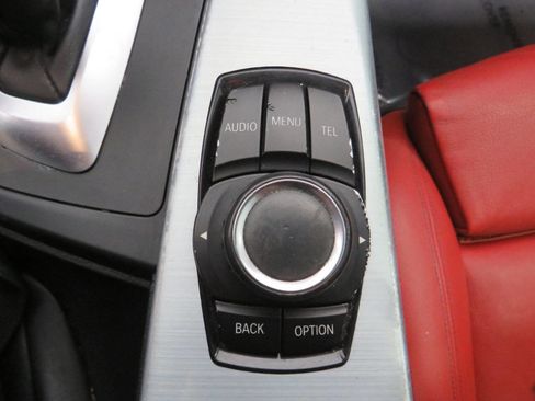 Used 2016 BMW 428i Convertible w/ M Sport Package image 18