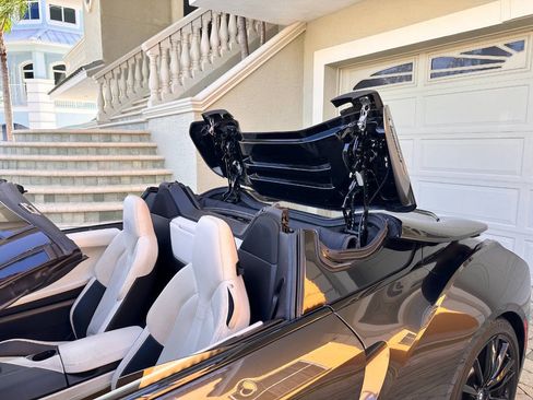 Used 2019 BMW i8 Roadster AWD/4WD image 39