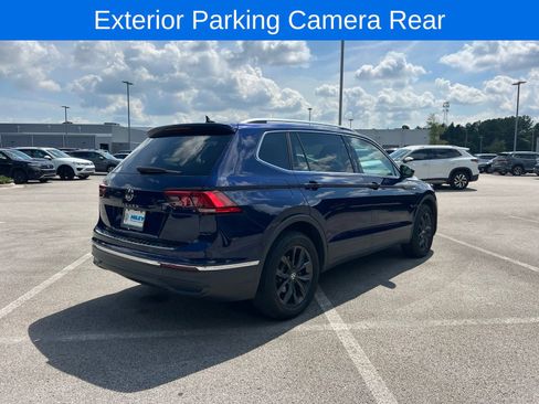 Certified 2024 Volkswagen Tiguan SE w/ Panoramic Sunroof Package FWD image 8