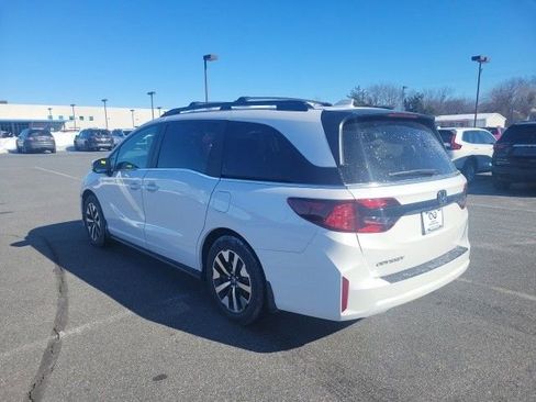 New 2026 Honda Odyssey EX-L image 3