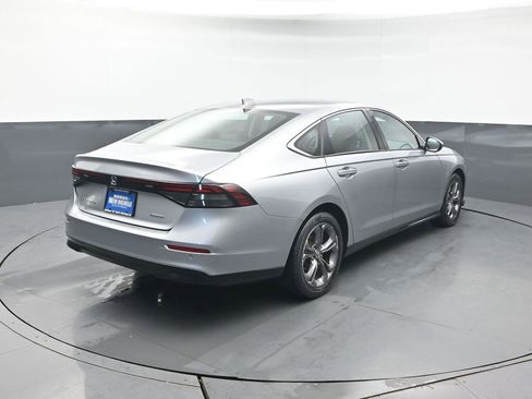 Used 2023 Honda Accord EX-L image 6