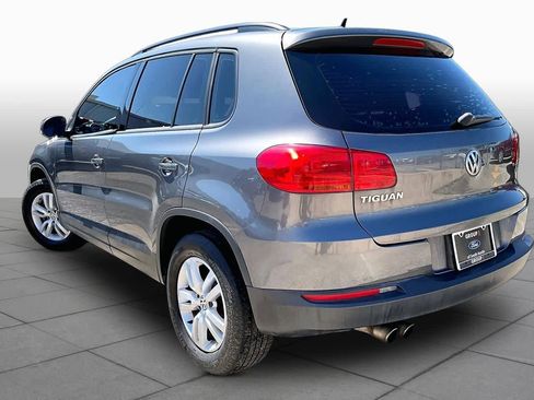 Used 2016 Volkswagen Tiguan S FWD image 12