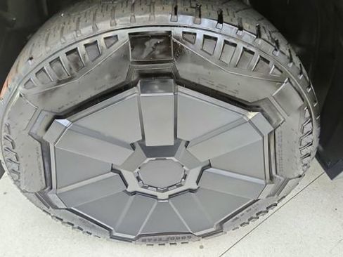 Used 2024 Tesla Cybertruck AWD Crew Cab image 53