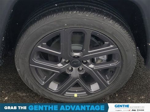 New 2026 Jeep Compass Limited image 5