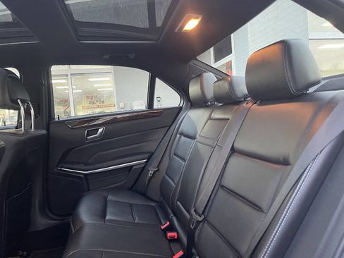 Used 2015 Mercedes-Benz E 350 4MATIC Sedan image 23