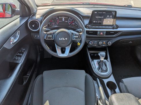 Used 2023 Kia Forte LXS w/ LXS Technology Package FWD image 30