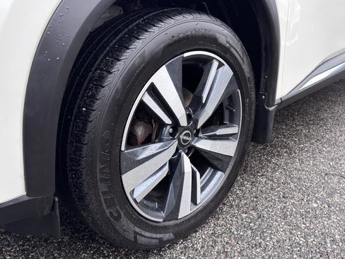 Used 2022 Nissan Rogue SL image 12