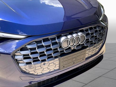 Used 2025 Audi Q5 Premium w/ Convenience Package AWD/4WD image 29