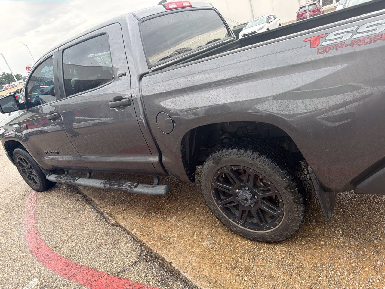 Used 2020 Toyota Tundra SR5 w/ SR5 Leather Package RWD image 6