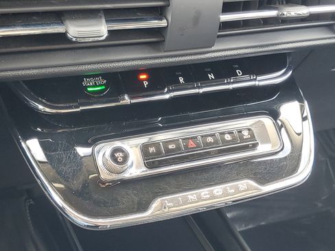 Used 2024 Lincoln Corsair AWD w/ Equipment Group 101A image 18