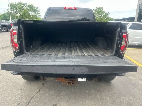 Used 2018 GMC Sierra 1500 SLT w/ Texas SLT Premium Package RWD image 14