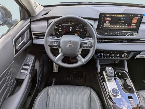 New 2026 Mitsubishi Outlander SEL image 20