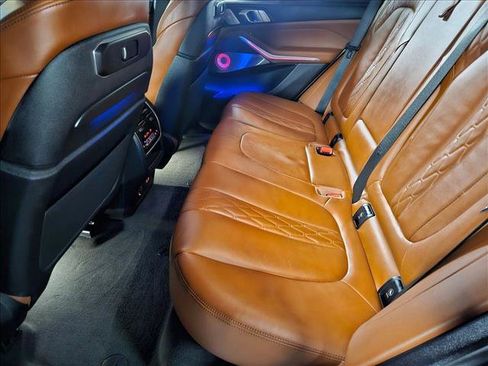 Used 2024 BMW X5 M60i image 18