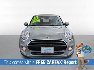 Used 2019 MINI Cooper 2-Door Hardtop FWD video 2