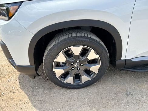 New 2026 Honda Pilot Touring image 19