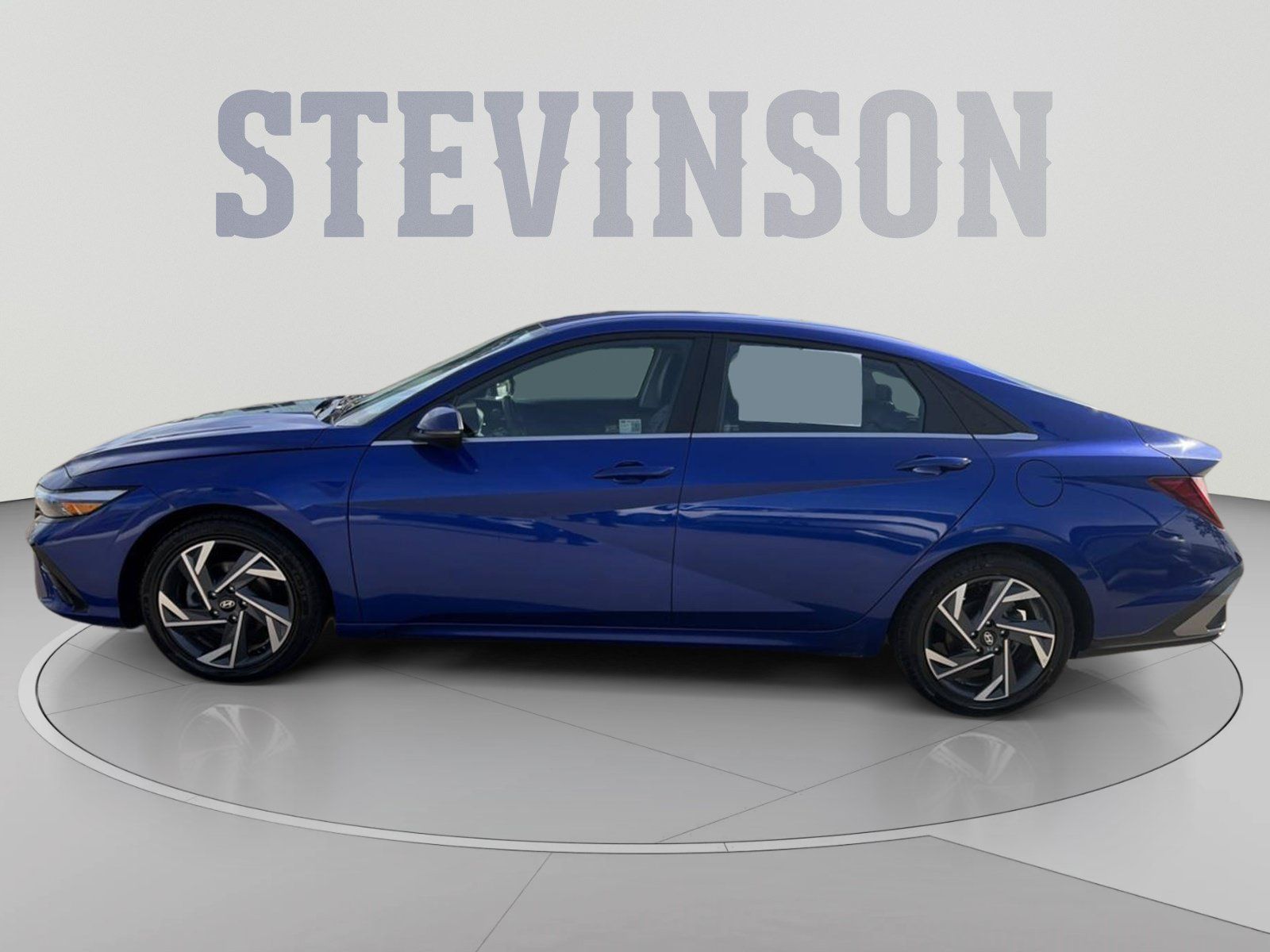 Certified 2025 Hyundai Elantra Limited FWD image 5