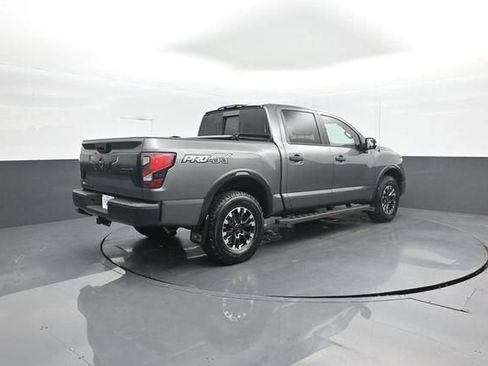 Used 2021 Nissan Titan PRO-4X w/ Pro-4x Convenience Package AWD/4WD image 8