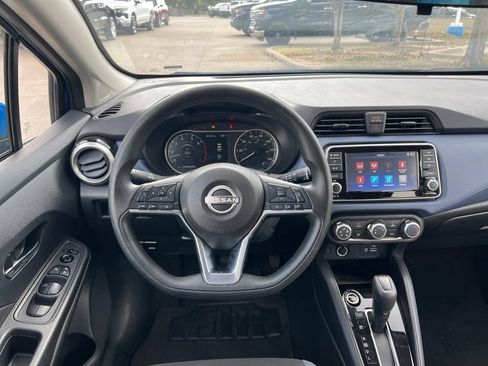 Used 2024 Nissan Versa SV FWD image 15