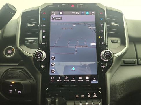 New 2026 RAM 2500 Big Horn AWD/4WD image 17