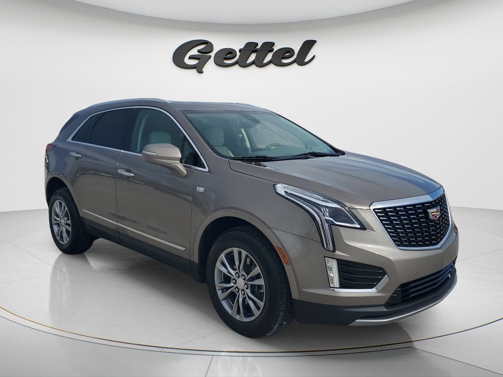 Used 2023 Cadillac XT5 Premium Luxury FWD image 3